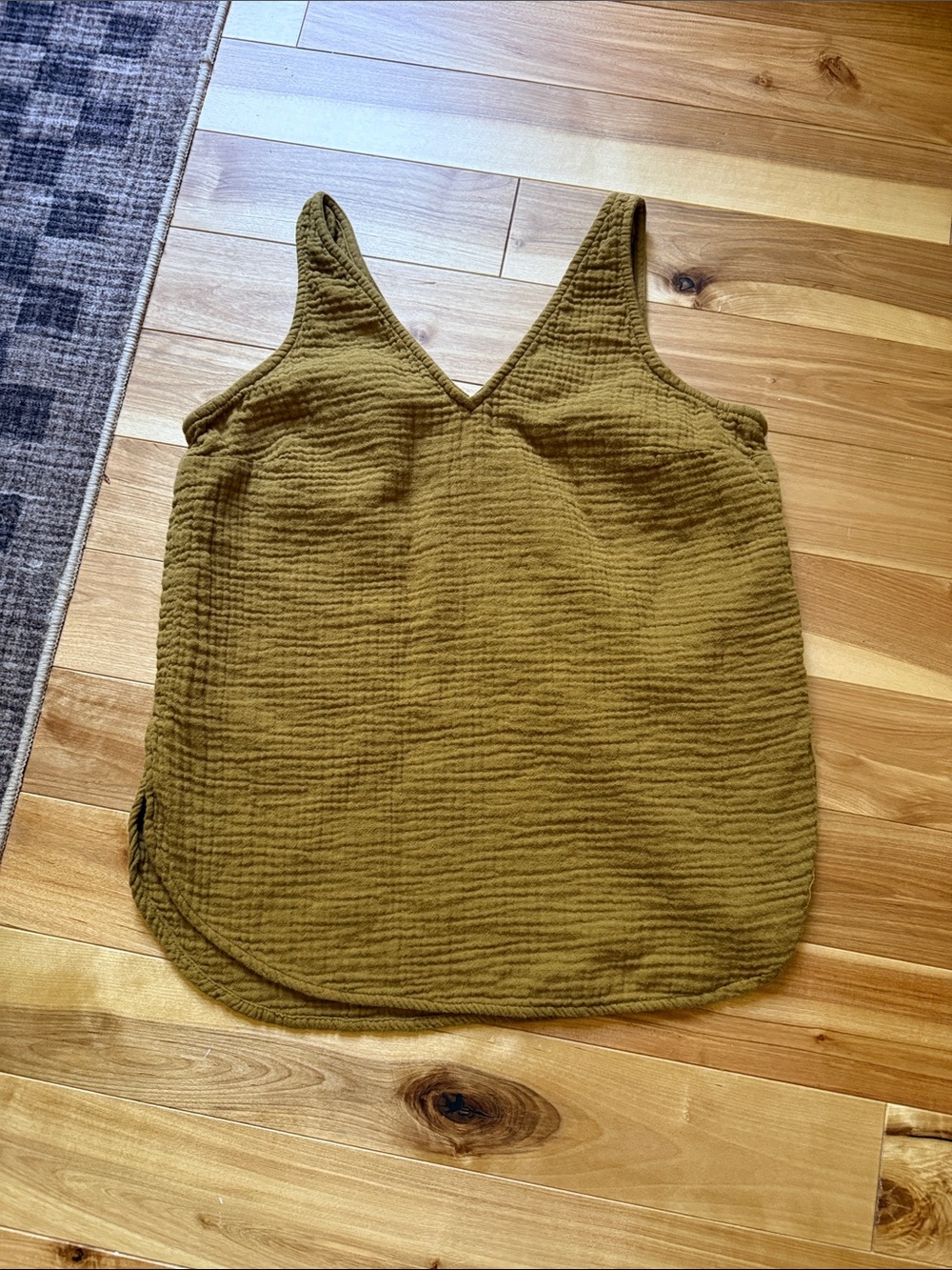 Old Navy Textured V-Neck Cami — Mustard Yellow